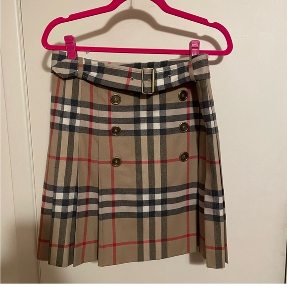 Burberry Beige and Red Plaid Belted Skirt - Picture 1 of 5